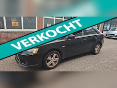 Mitsubishi Lancer Sportback - 1.8 Invite