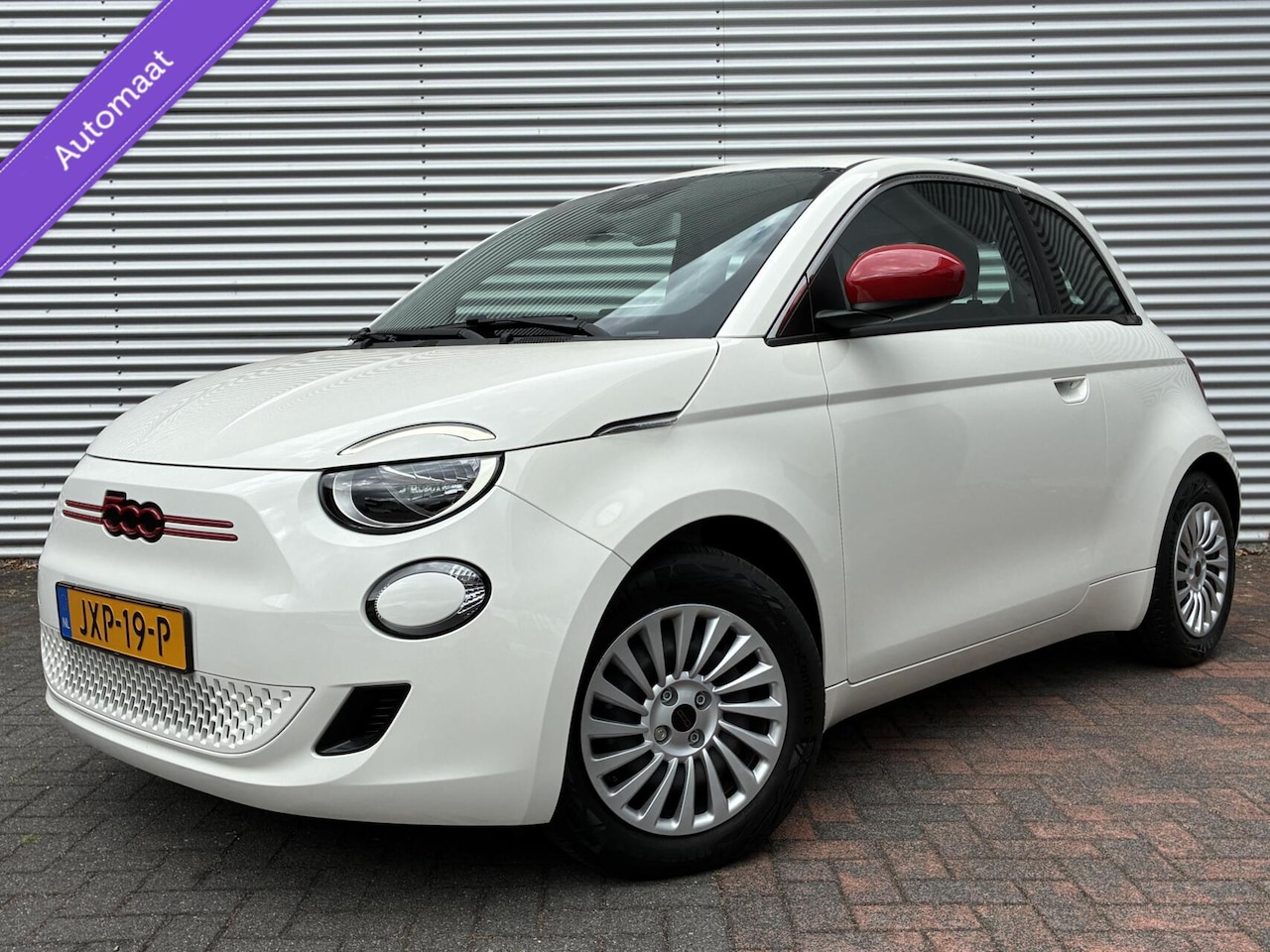 Fiat 500 - RED 24 kWh Navi Camera Carplay Led Cruise SOH 100% Eerste Eigenaar Dealer Onderhouden Nieu - AutoWereld.nl