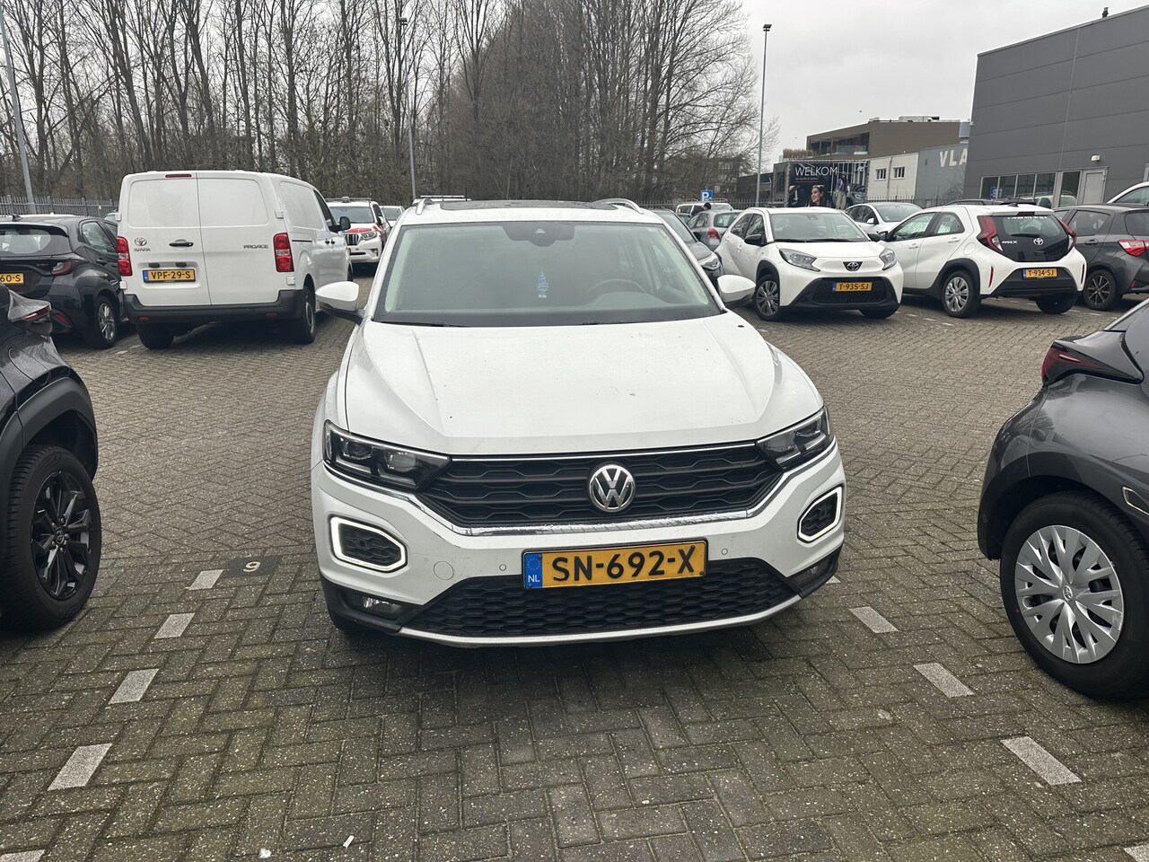 Volkswagen T-Roc - 1.0 TSI Style | 1E EGENAAR | 3/6 OF 12MND GARANTIE | PANODAK | ACC | LANE ASSIST | AIRCO | - AutoWereld.nl