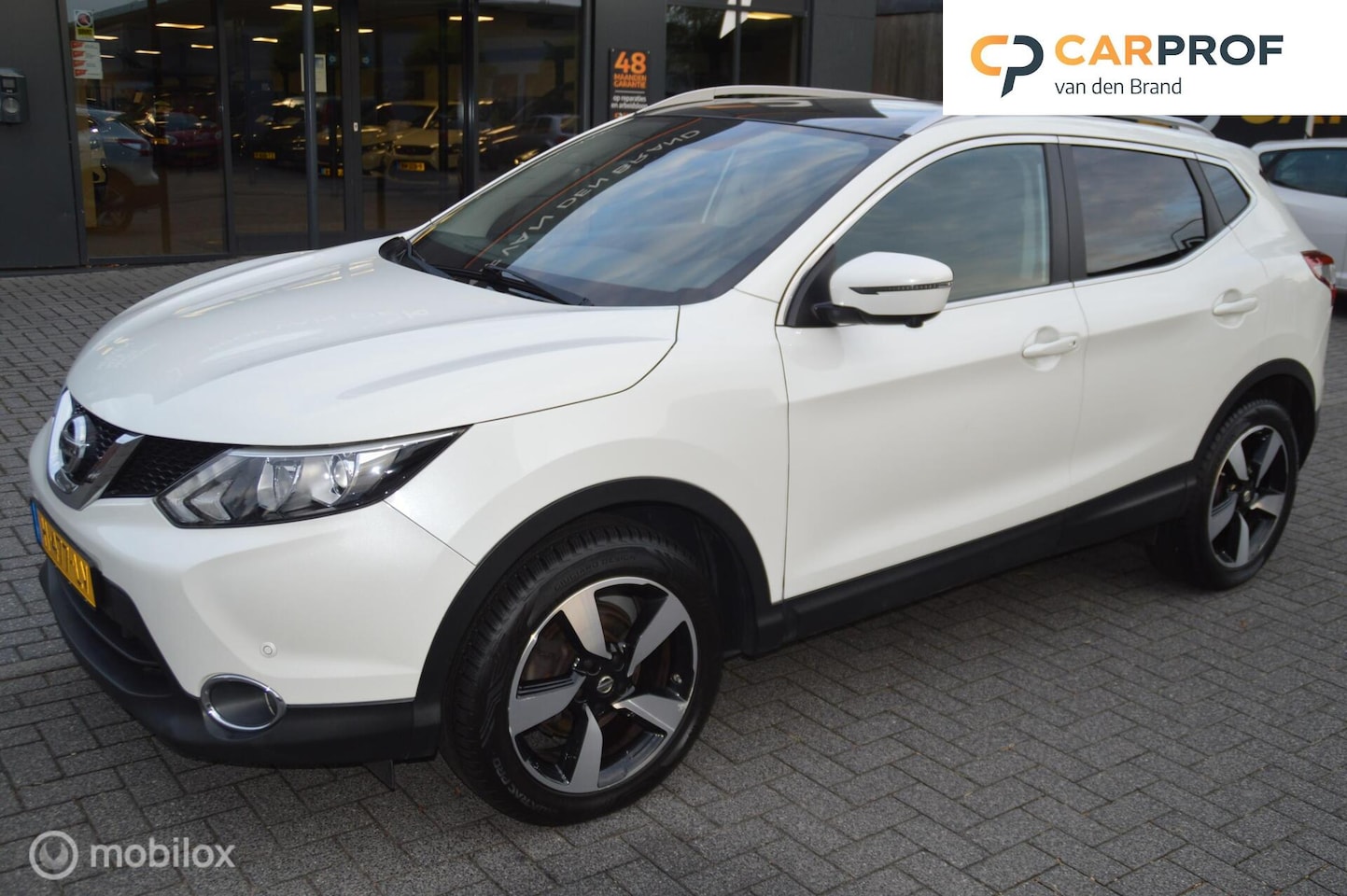 Nissan Qashqai - 1.2 Connect Edition NIEUWE DISTIBUTIEKETTING - AutoWereld.nl
