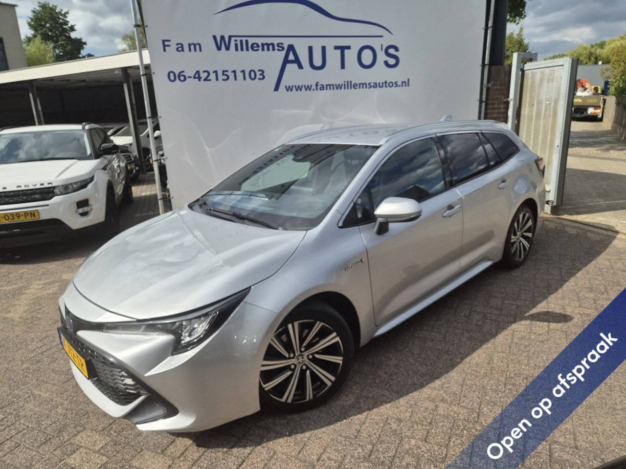 Toyota Corolla Touring Sports - 2.0 Hybrid Bns Plus - AutoWereld.nl