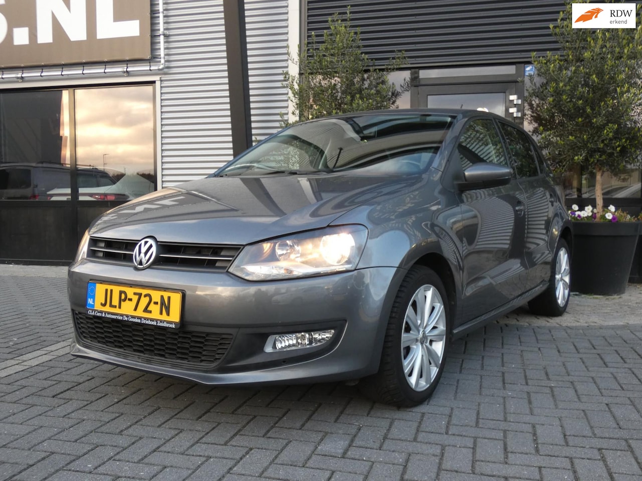 Volkswagen Polo - 1.2-12V Comfortline Airco|Elek. pakket|LMV|Stoelverwarming - AutoWereld.nl