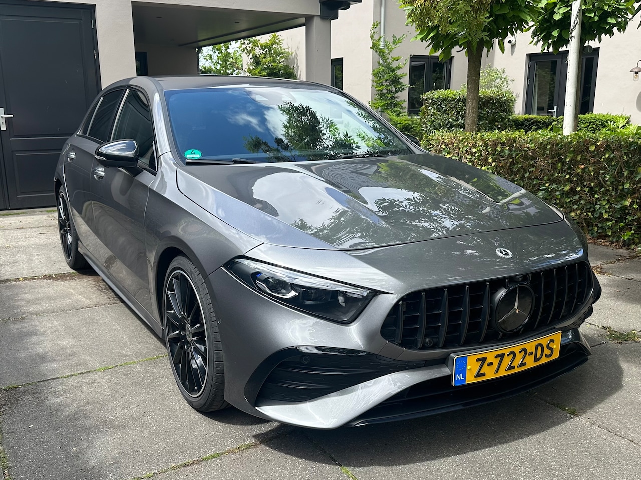 Mercedes-Benz A-klasse - 250 Premium Plus AMG Line Distronic HUD Memory 360 Camera - AutoWereld.nl