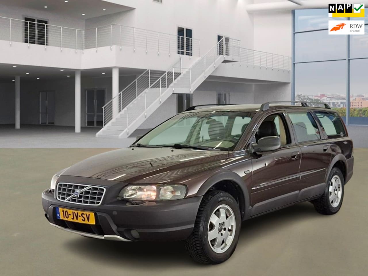 Volvo V70 Cross Country - 2.4 T Geartr. Comf. 2.4 T Geartr. Comf. - AutoWereld.nl