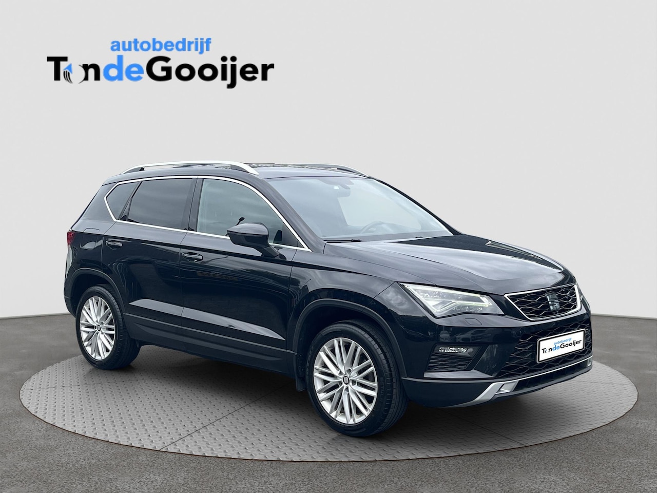 SEAT Ateca - 2.0 TSi DSG Xcellence 4DRIVE | LEER | CAMERA | EL. TREKHAAK | 1.900 KG TREKGEWICHT!! | - AutoWereld.nl