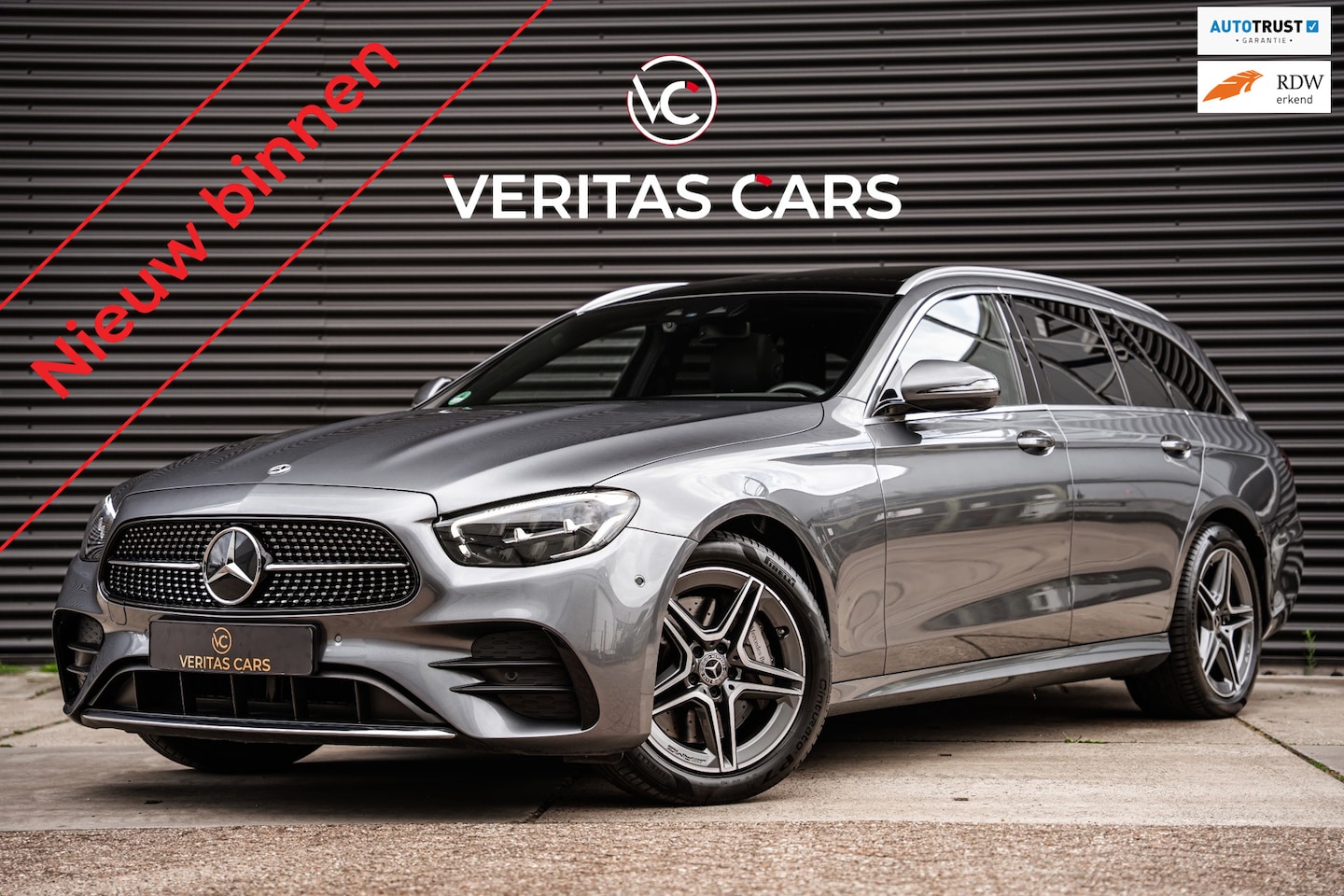 Mercedes-Benz E-klasse Estate - 300 e AMG Line 320PK|Pano|Camera|Sfeer|HUD|Dynamic Select|Keyless|Stoelverw|Trekhaak e.o. - AutoWereld.nl