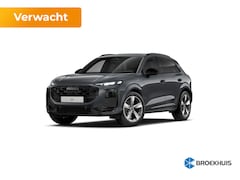 Audi Q3 - S edition | Adaptive cruise control | sound system | Cruise control
