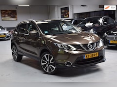 Nissan Qashqai - 1.2 Tekna Panorama Leder Navigatie Cruise control Org. NL