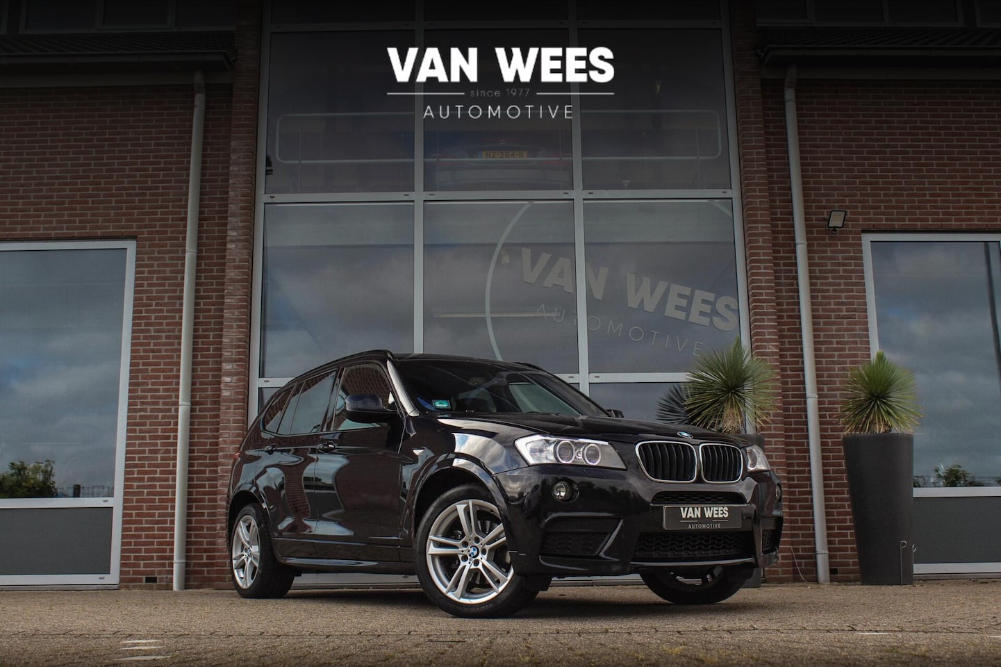 BMW X3 - xDrive20i High Executive M Sport | NL auto | 3e eigenaar | Camera | Xenon | Cruise control - AutoWereld.nl
