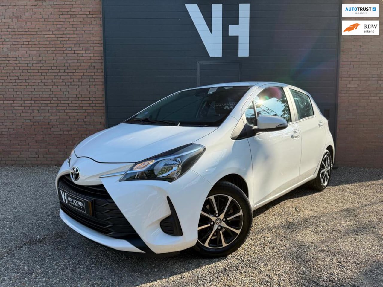 Toyota Yaris - 1.0 VVT-i Connect | 1STE EIGENAAR | AIRCO | CAMERA | LMV | - AutoWereld.nl