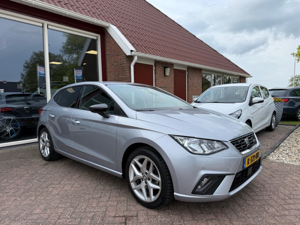 SEAT Ibiza - 1.0 TSI FR BUSINESS INTENSE Orig. NL/Camera/Navigatie - AutoWereld.nl