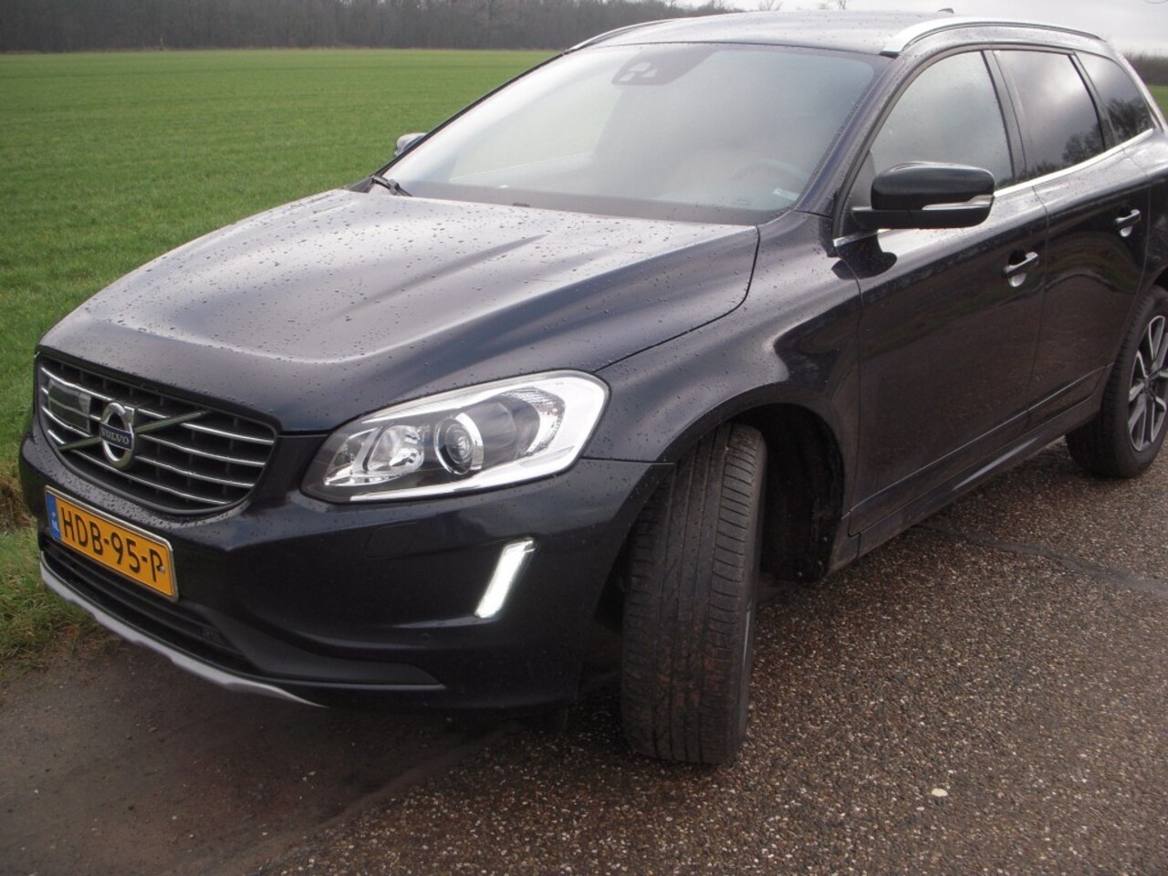 Volvo XC60 - D3 150PK automaat G tronic nog 15x volvo - AutoWereld.nl