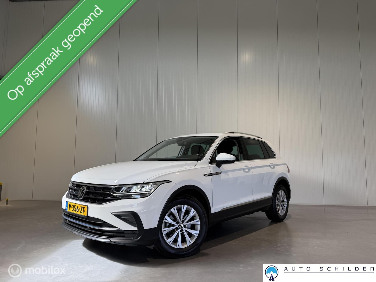 Volkswagen Tiguan - 1.5 TSI Life Business 1.5 TSI Life Business, Led|Keyless|Virtueel|Navi|1e Eig.|NL Auto|Carplay - AutoWereld.nl