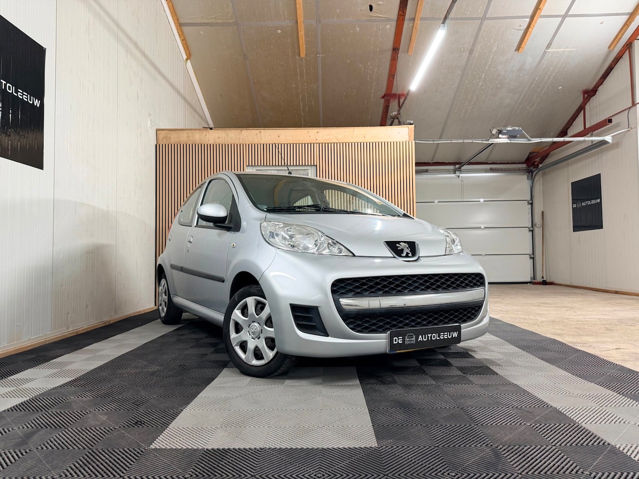 Peugeot 107 - 1.0-12V Sublime | Airco | NIEUW KOPPELING | 5drs - AutoWereld.nl