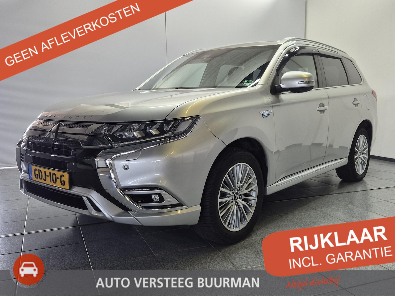 Mitsubishi Outlander - 2.4 PHEV Intense+ Automaat / Luxe Lederen bekleding / elektrische kofferklep / Trekhaak / - AutoWereld.nl
