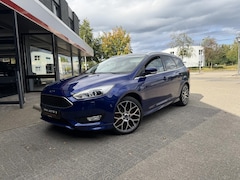 Ford Focus Wagon - 1.5 Titanium Edition STUURVERWARMING, CRUISE, FACELIFT, UNIEKE KLEUR (Deep Impact Blue), B