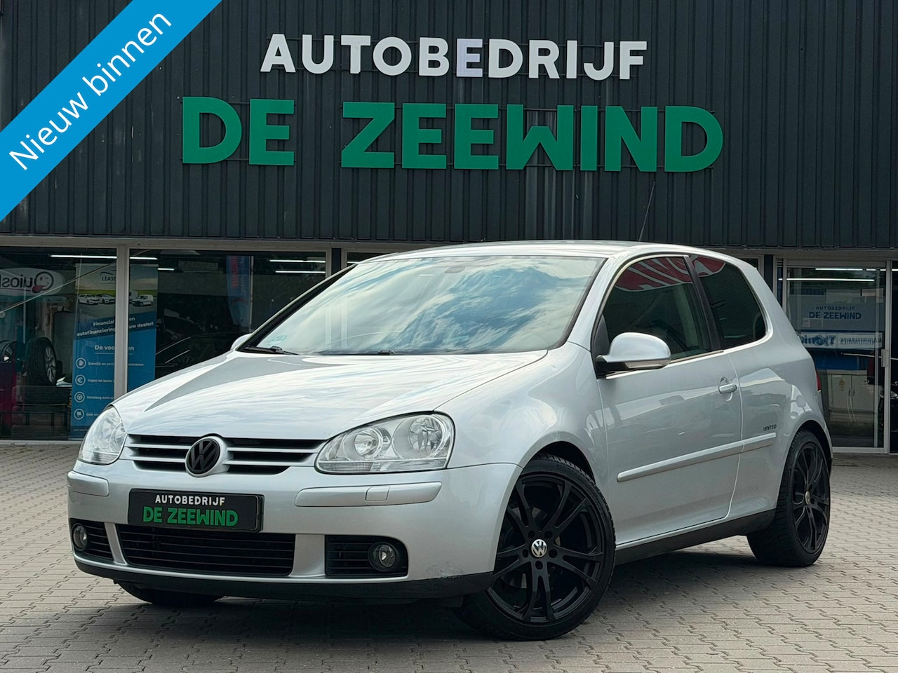 Volkswagen Golf - 1.4 Easyline|3D|airco|vruis controle - AutoWereld.nl