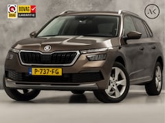 Skoda Kamiq - 1.0 TSI Sport Automaat (APPLE CARPLAY, GROOT NAVI, CLIMATE, GETINT GLAS, STOELVERWARMING,