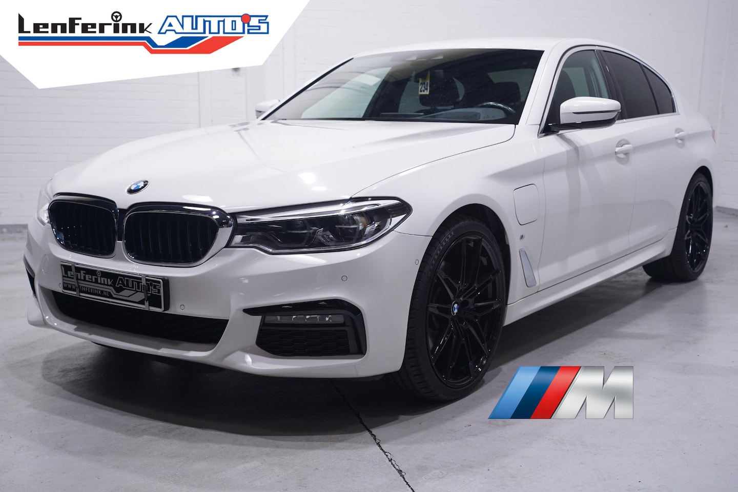 BMW 5-serie - 530e M Sport SOH 92% Head-up Apple Carplay Camera Stoelverwarming - AutoWereld.nl