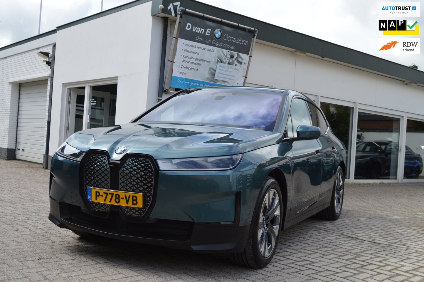 BMW iX - XDrive40 High Executive/1 Eig./Trekhaak/harman kardon/massage-koeling - AutoWereld.nl