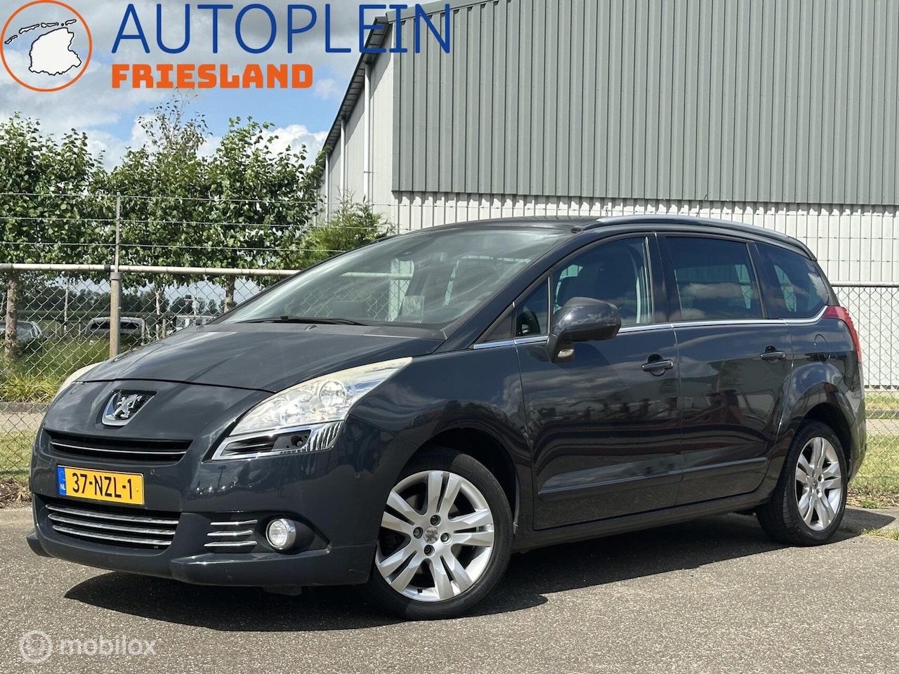 Peugeot 5008 - 1.6 THP GT 7p.|APK 6/27|Clima|Cruise|Pano|Navi - AutoWereld.nl