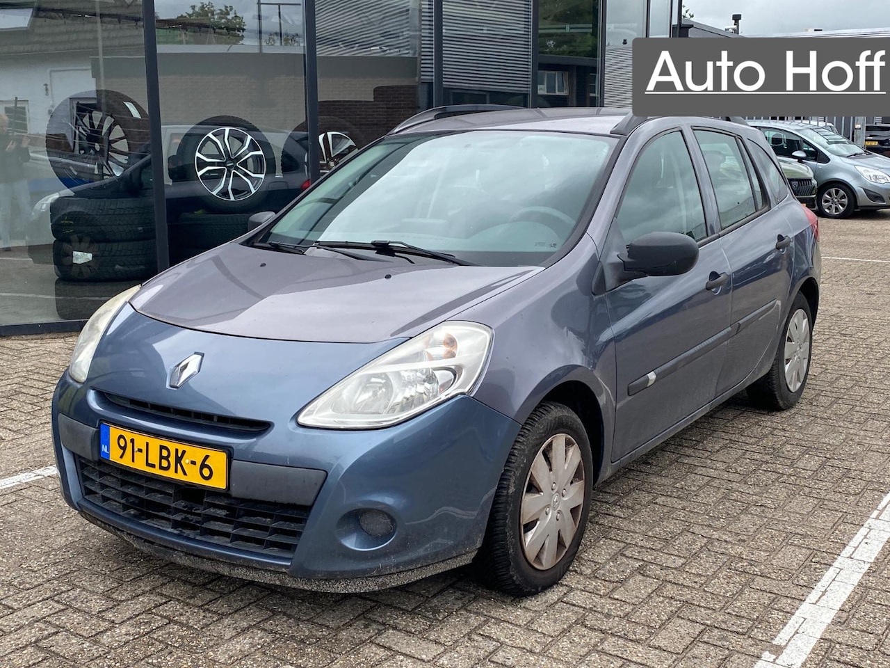Renault Clio Estate - 1.2 TCE Special Line | Navi | Airco | Elekt. Ramen | Trekhaak | Nieuwe APK! - AutoWereld.nl