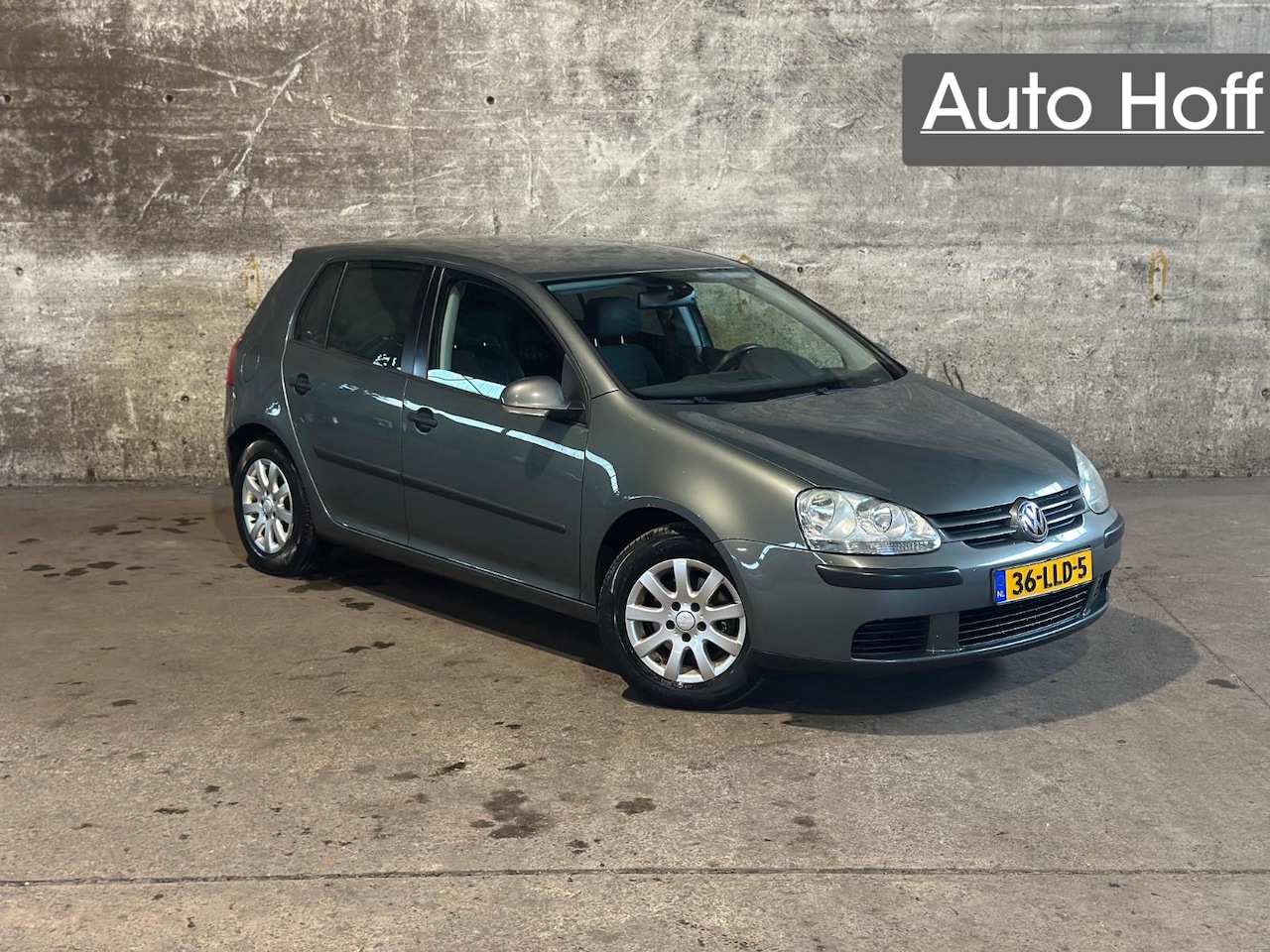 Volkswagen Golf - 1.6 Turijn | Autom. Airco | Cruise Control | LMV | Elekt. Ramen | 5 Deuren | APK tot 07-02 - AutoWereld.nl