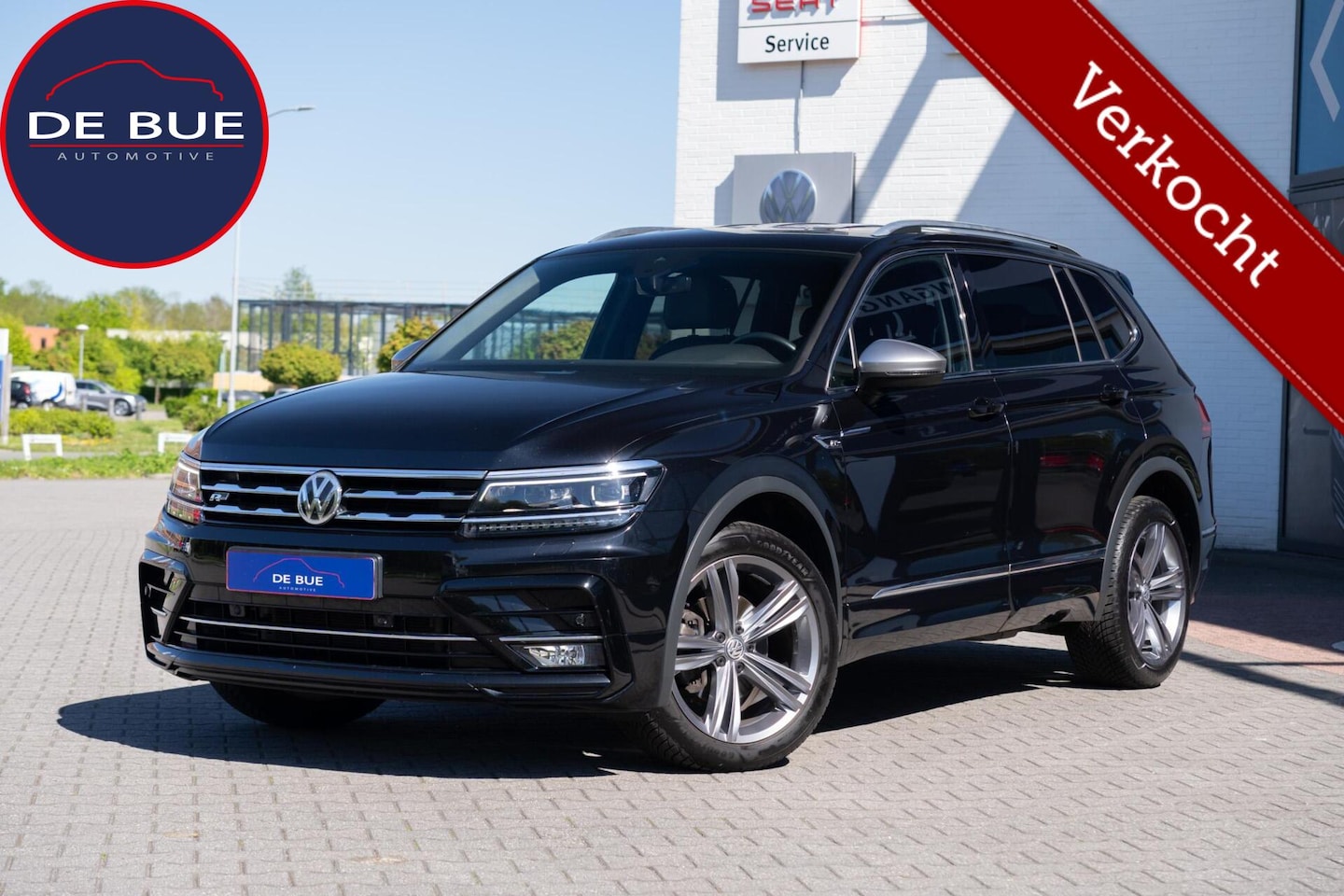 Volkswagen Tiguan Allspace - 1.5 TSI Highline Business R 7p.|Trekhaak|DSG Automaat|LED|CarPlay|7 Zitter|R-Line|Dealer O - AutoWereld.nl