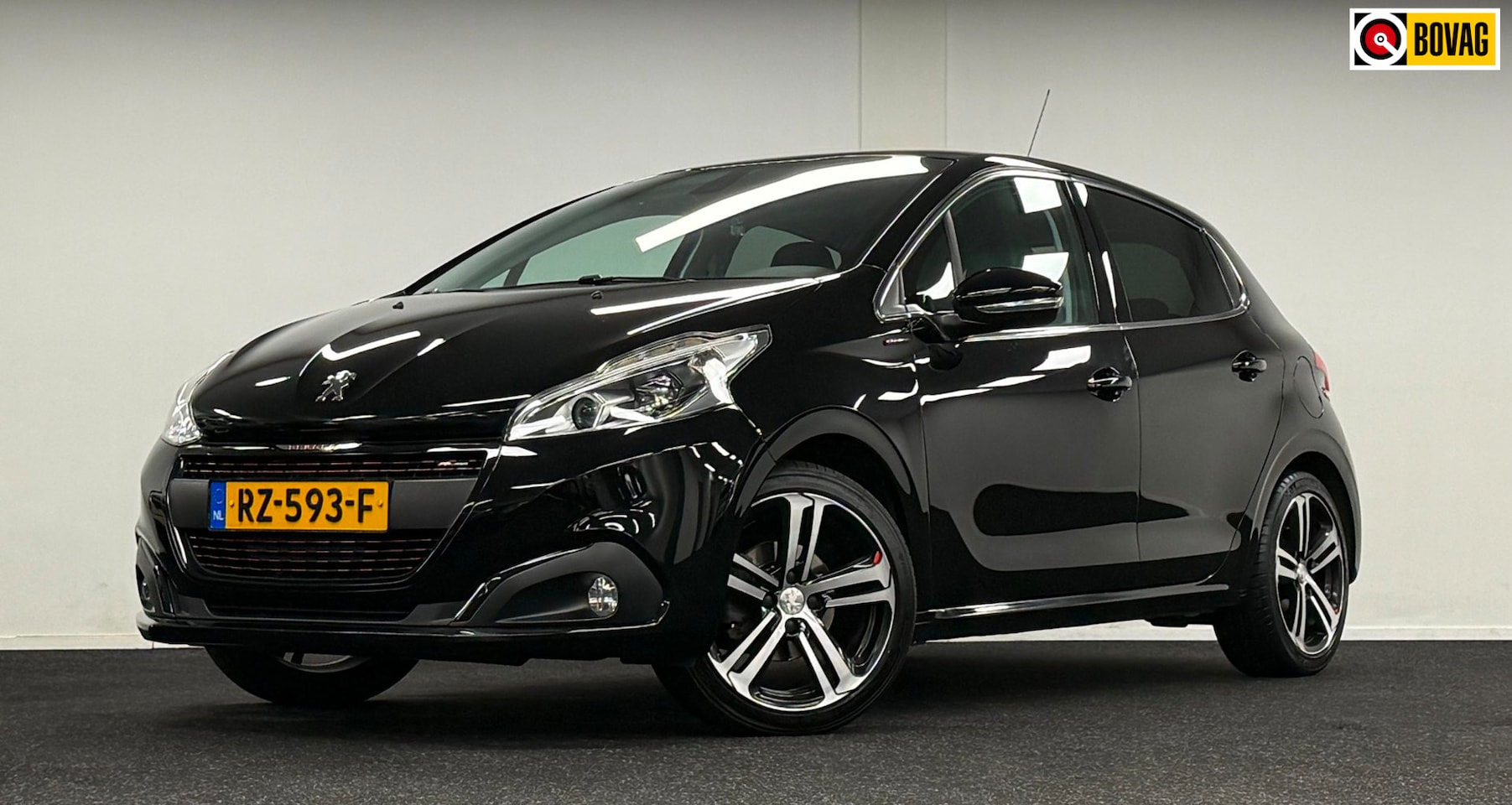 Peugeot 208 - 1.2 PureTech GT-line*NweDbriem*Trekhaak*Navi*Camera*CruiseContr - AutoWereld.nl
