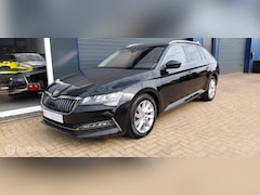 Skoda Superb Combi - 1.4 TSI iV Business Edition, Pano, Leer, Camera, Trekhaak