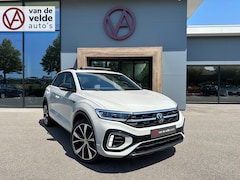 Volkswagen T-Roc - 1.5 TSI 150pk DSG R-Line | Black Style | 19 Inch | Panoramadak | Camera | Keyless | Elek.
