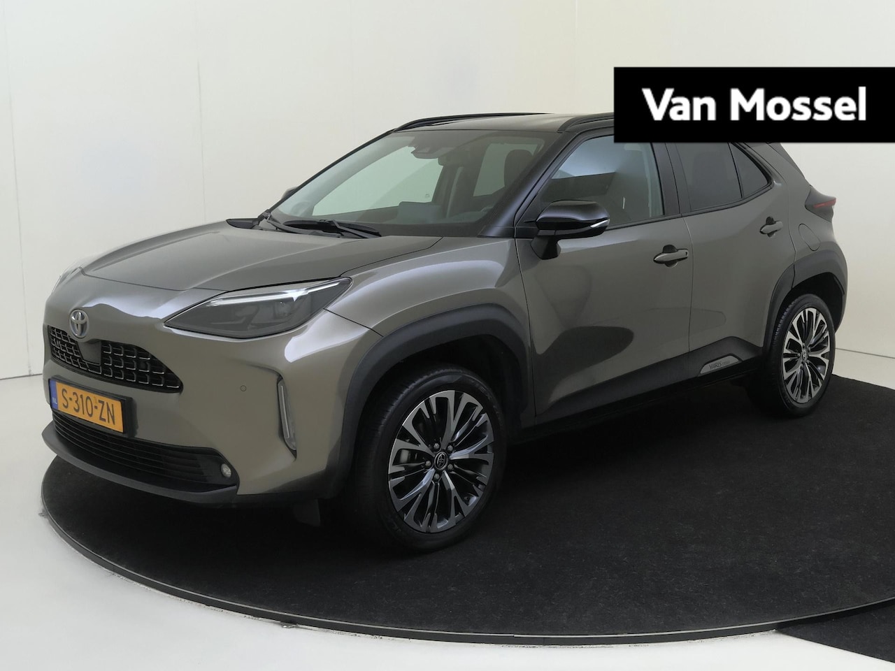 Toyota Yaris Cross - 1.5 Hybrid Executive | Automaat | Navigatie| Achteruitrijcamera | Cruise & Climate Control - AutoWereld.nl
