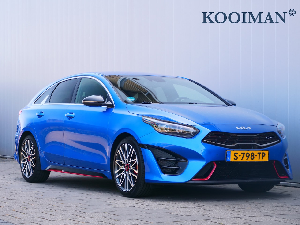 Kia Pro cee'd - 1.6 T-GDi GT Automaat 204 Pk Navi / DAB / Apple Carplay / Camera - AutoWereld.nl