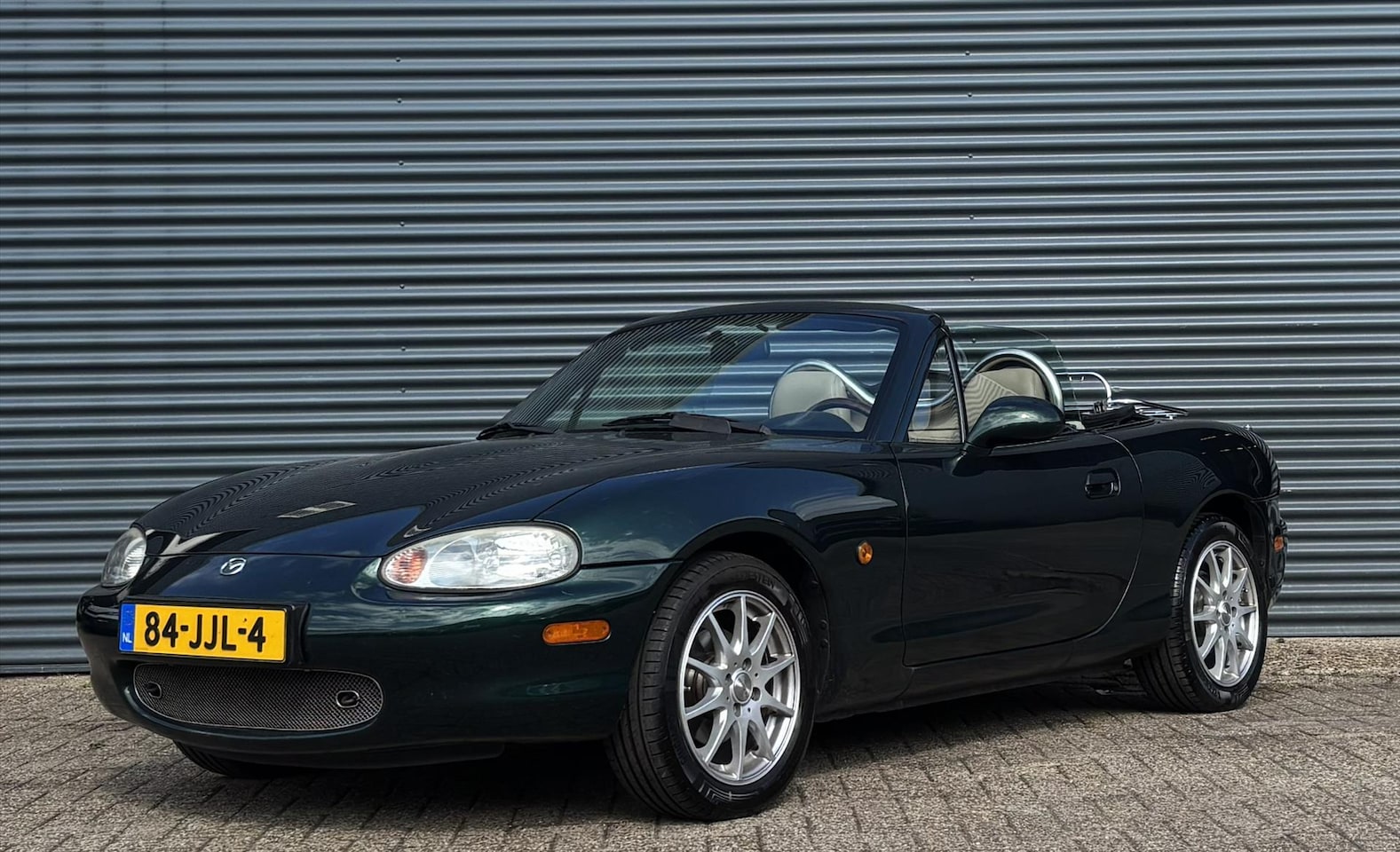 Mazda MX-5 - 1.6i 1.6 I 110PK - AutoWereld.nl