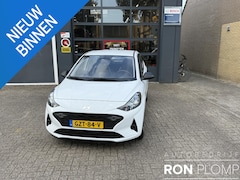 Hyundai i10 - 1.0 Comfort / Airco/ Navigatie/ Cruise/ Apple carplay/ Digitaal dashbord