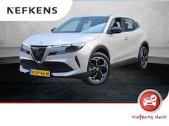 Alfa Romeo Junior - Elettrica 54 kWh | ACCU 97, 4% | Apple Carplay / Android Auto | Climate Control | Parkeers
