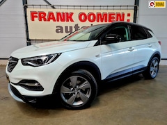Opel Grandland - 1.2 Turbo 131PK Ultimate + Trekhaak|Leder|Stoelverw./ventilatie|Keyless|Parelmoer|360 cam.