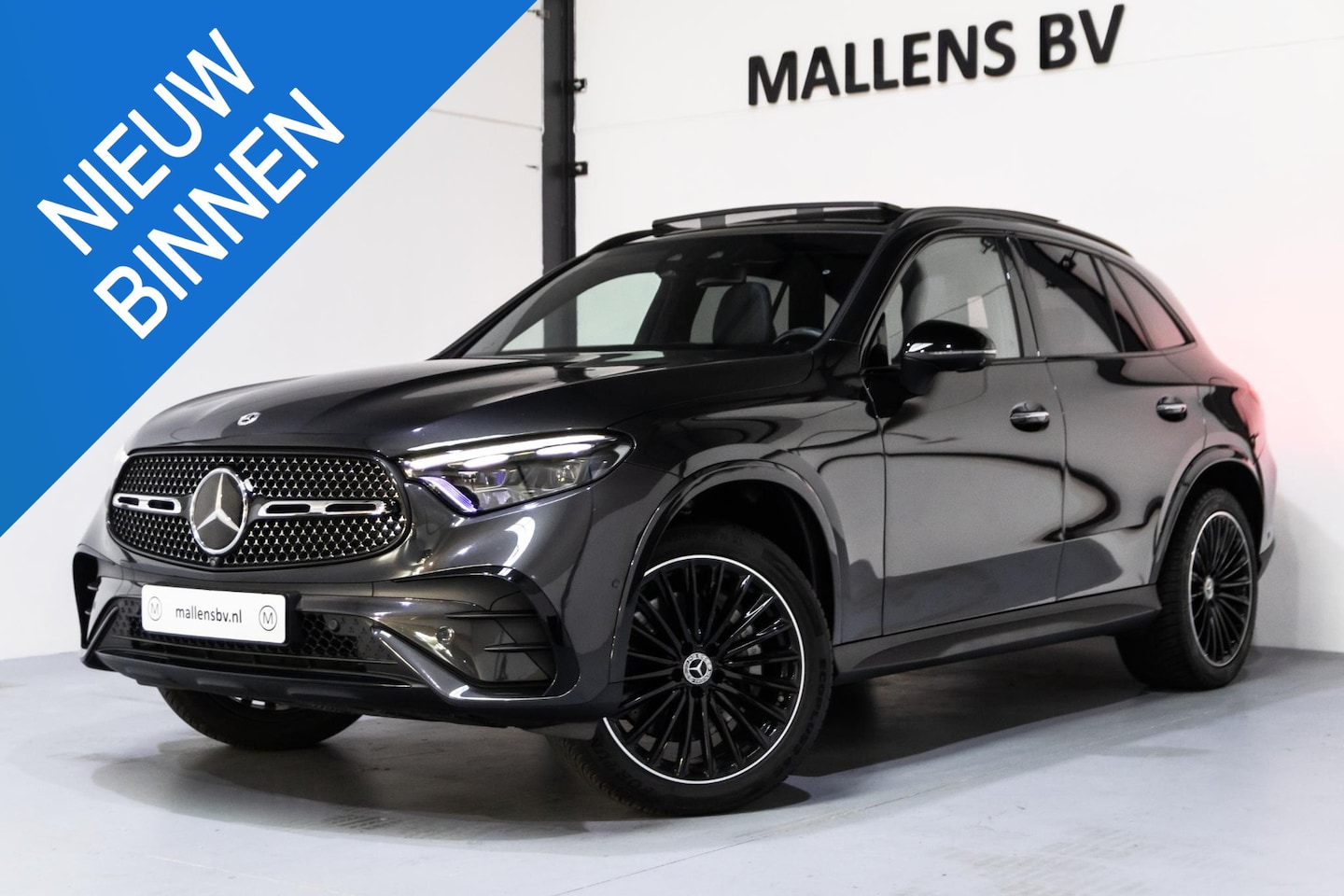 Mercedes-Benz GLC-klasse - 300e 4MATIC AMG Line PANO/LEDER/MEMORY/KEYLESS/360/SFEERVERLICHTING - AutoWereld.nl