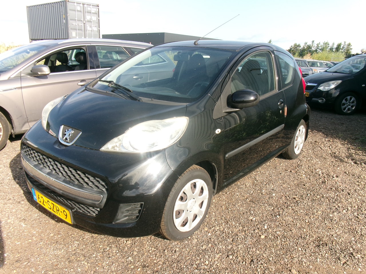 Peugeot 107 - 1.0-12V XS 1.0-12V XS - AutoWereld.nl