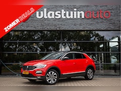 Volkswagen T-Roc - 1.5 TSI Active , Trekhaak, Achteruitrijcamera, All-Season,