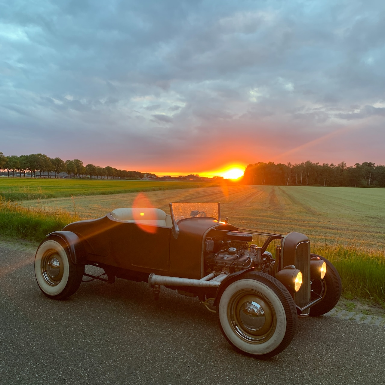 Ford A Roadster - Hotrod Roadster Convertible - AutoWereld.nl