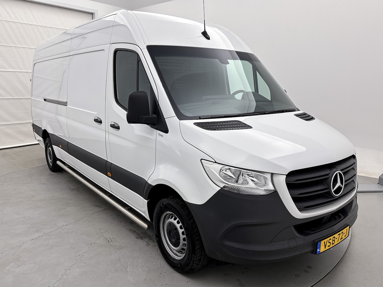 Mercedes-Benz Sprinter - 315 CDI L3H2 RWD Betimmering Camera Carplay Trekhaak 3500kg Automaat - AutoWereld.nl