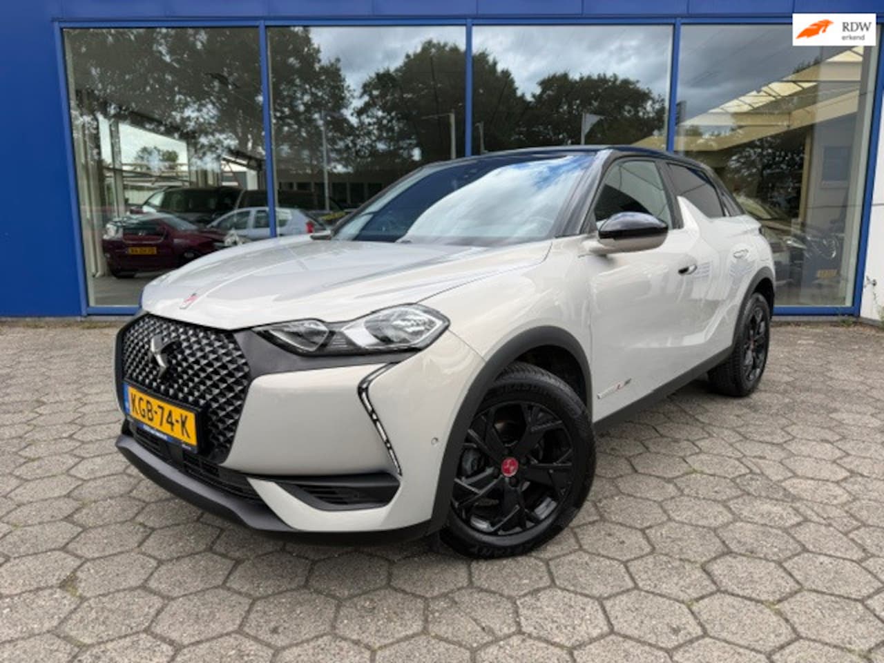DS 3 Crossback - 1.2 PureTech Business APK 5-8-2027! PDC - Navi - AutoWereld.nl