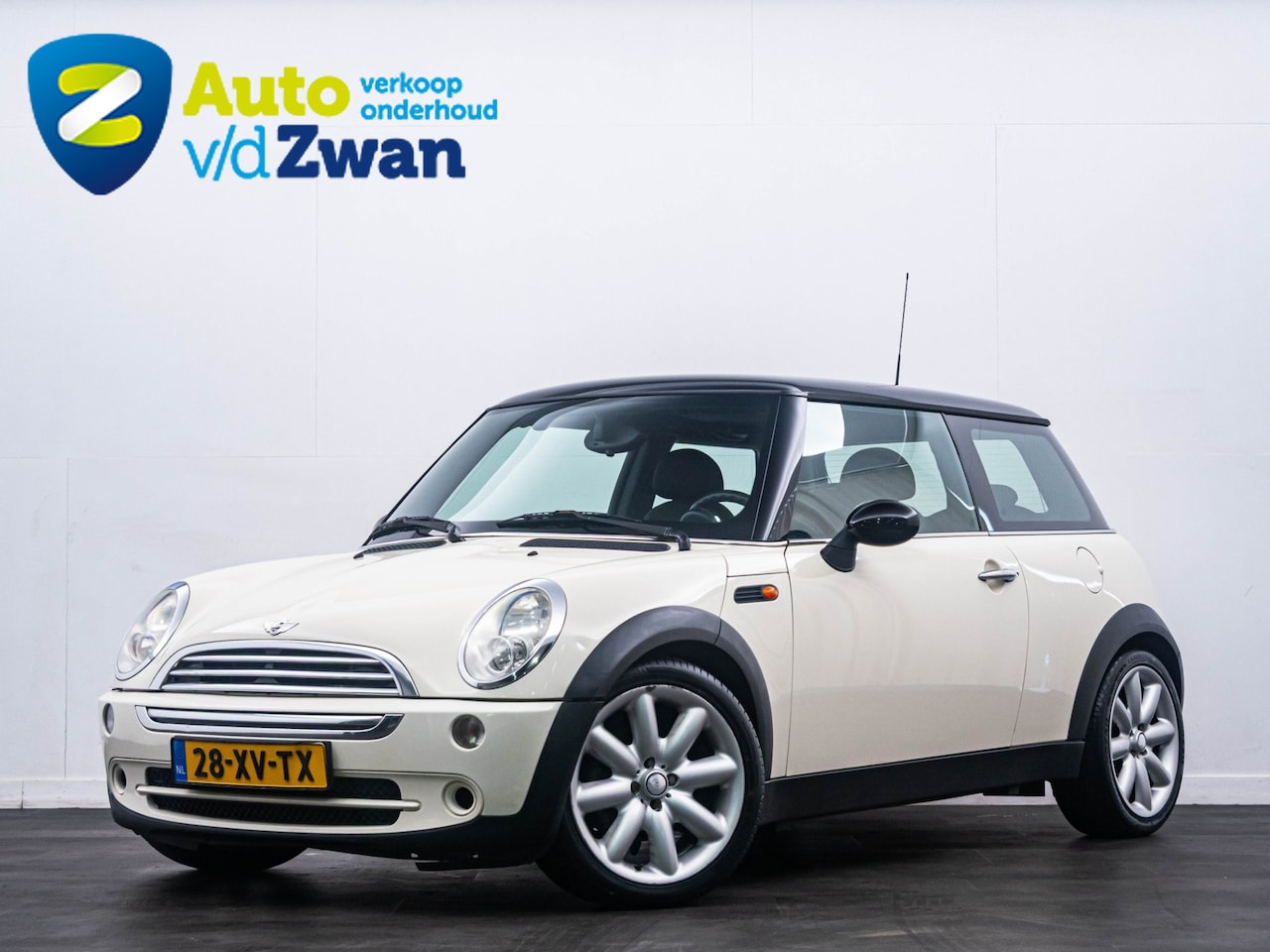 MINI 3-Deurs - 1.6 Cooper Airco|ABS|17" Seven Velgen! - AutoWereld.nl