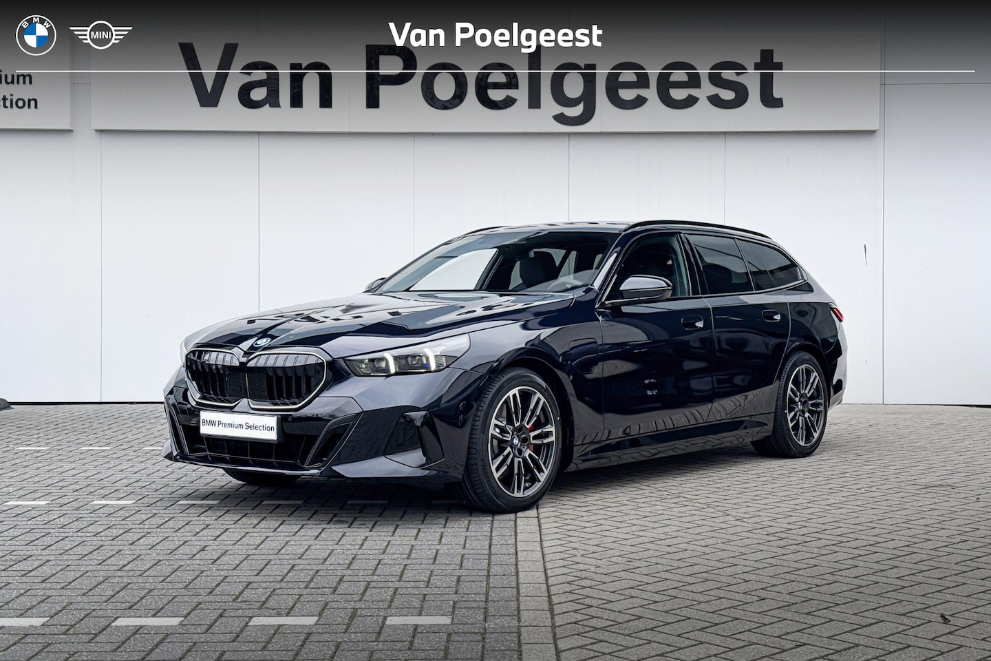 BMW 5-serie Touring - 530e | M Sportpakket Pro | Trekhaak - AutoWereld.nl