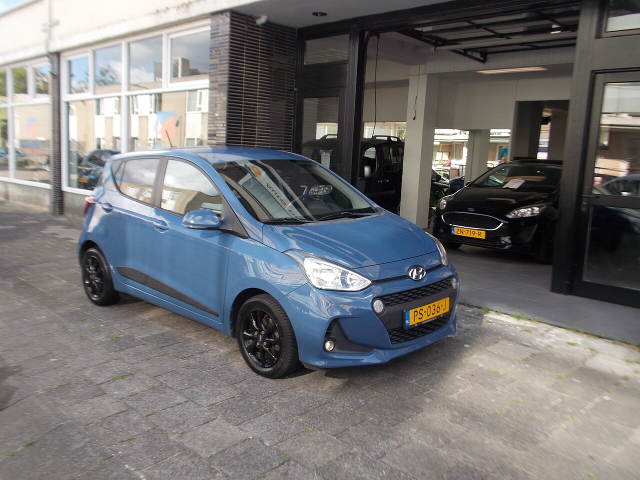 Hyundai i10 - 1.0i i-Premium NAVI AIRCO CARPLAY - AutoWereld.nl