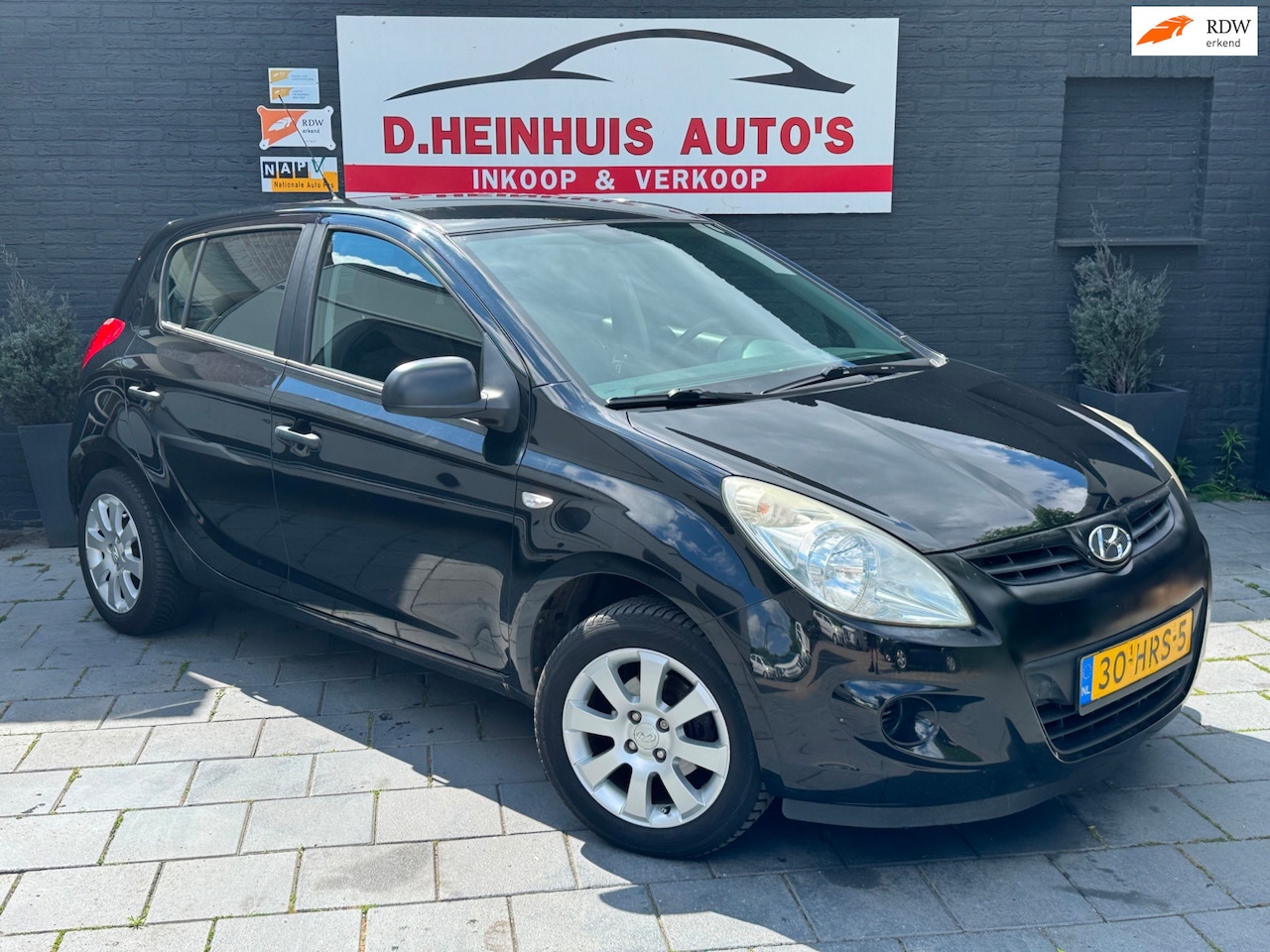 Hyundai i20 - 1.2i ActiveVersion RIJD GOED & ZUINIG. - AutoWereld.nl