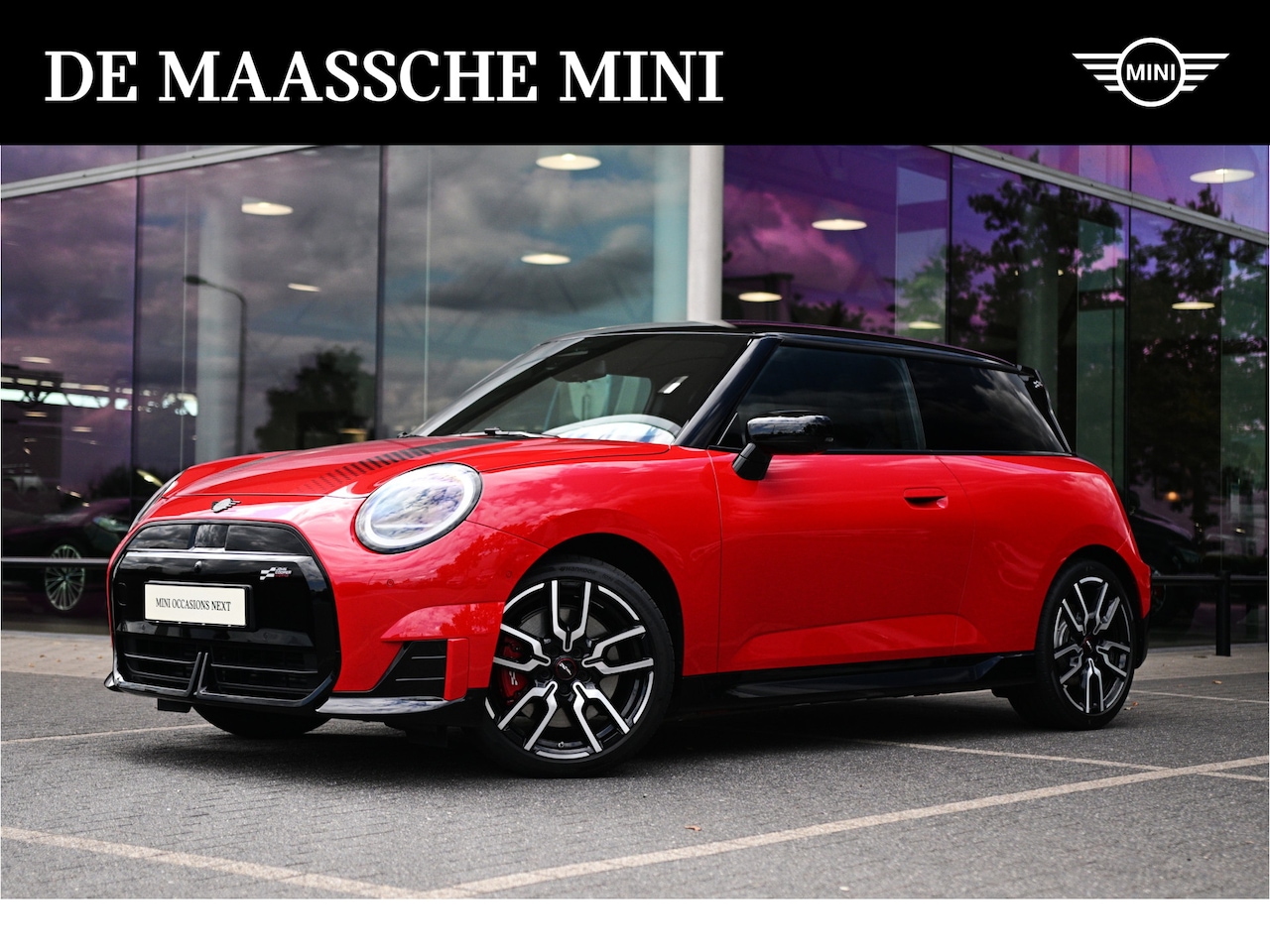MINI 3-Deurs - Hatchback John Cooper Works / Pakket XL / 18" JCW Lap Spoke two-tone met sportbanden - AutoWereld.nl