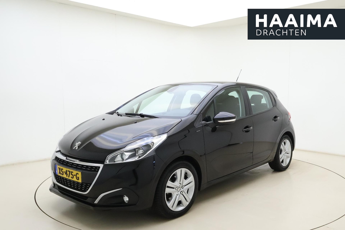 Peugeot 208 - 1.2 PureTech Signature | Airco | Navigatie | Parkeersensoren achter | Cruise-control | Li- - AutoWereld.nl