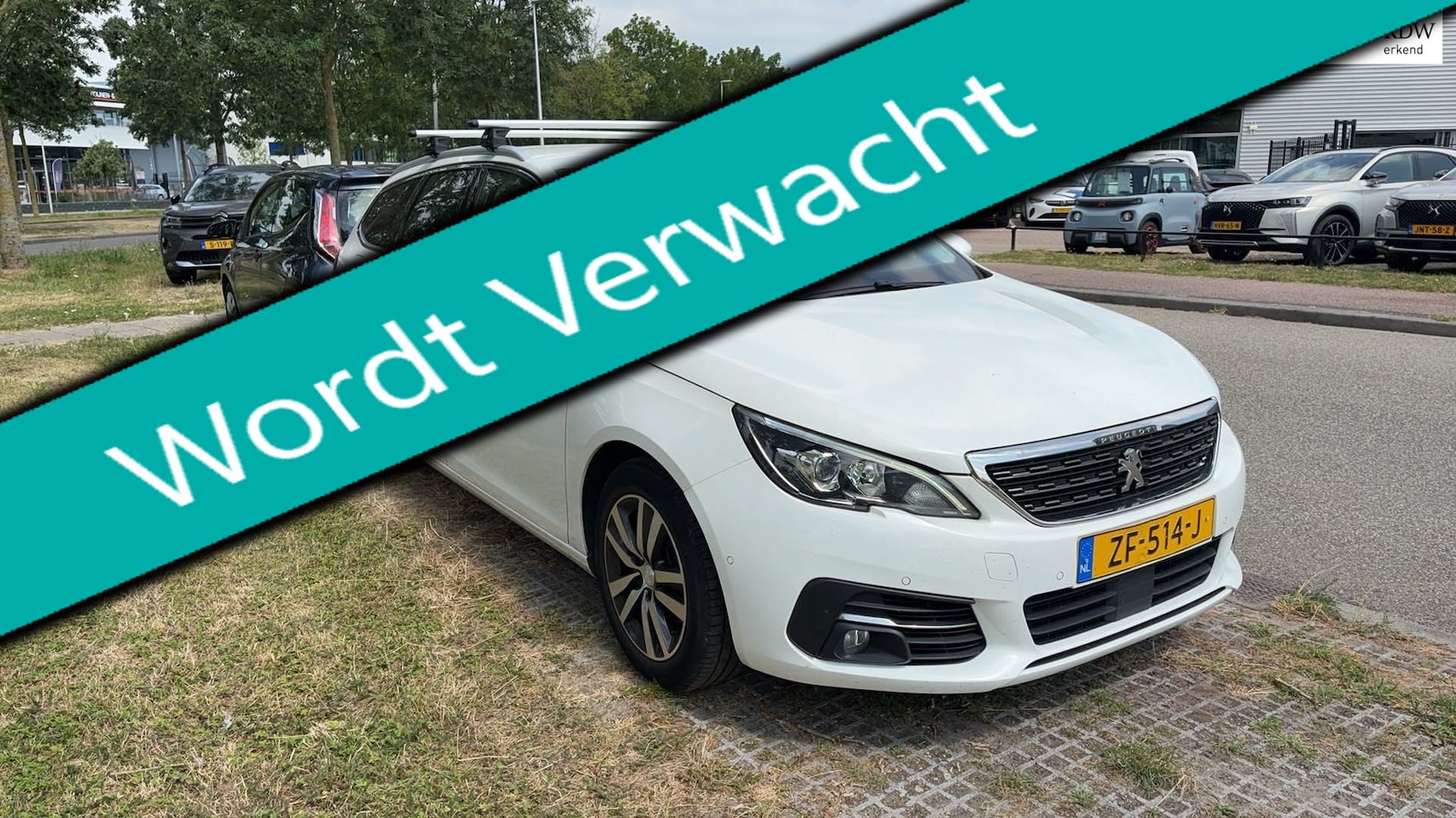Peugeot 308 SW - 1.2i Edition 131pk 1e eig. Apple Clima Keyless Navi PDC - AutoWereld.nl